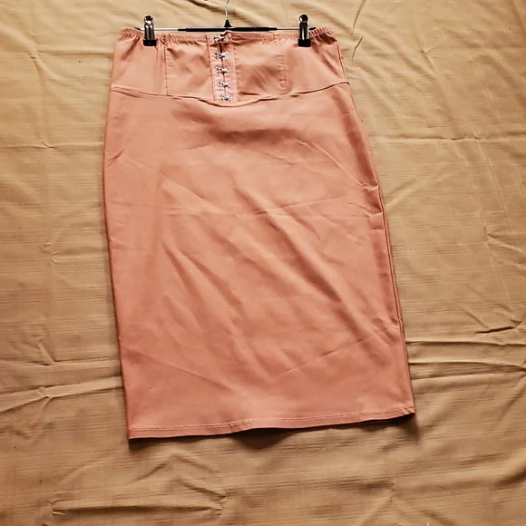 Dusty Pink Corset Pencil Skirt by Bozzolo - Picture 10 of 10